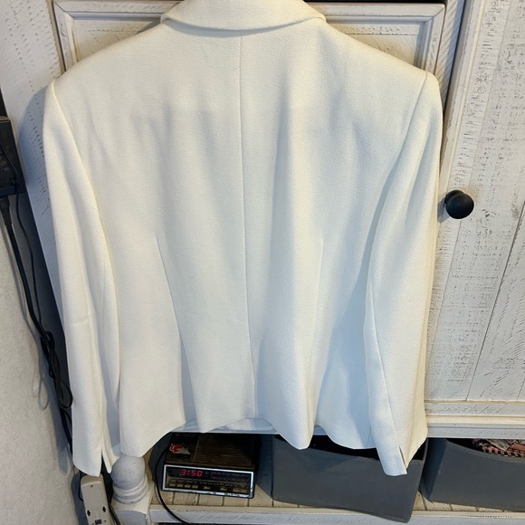 First Issue suit jacket - Picture 3 of 4